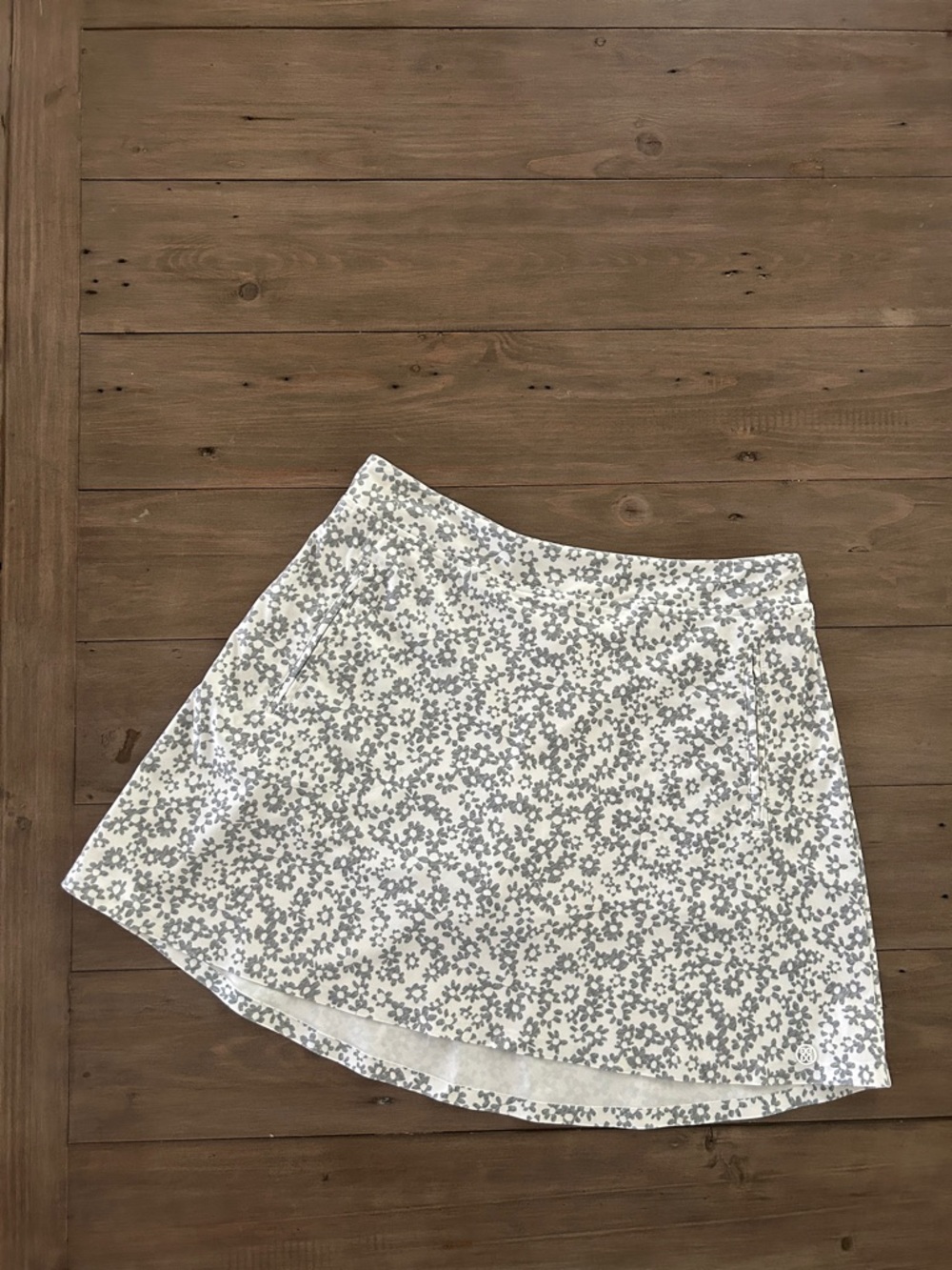G/Fore Womens Floral Print A-Line Skort Snow Grey Golf GFore